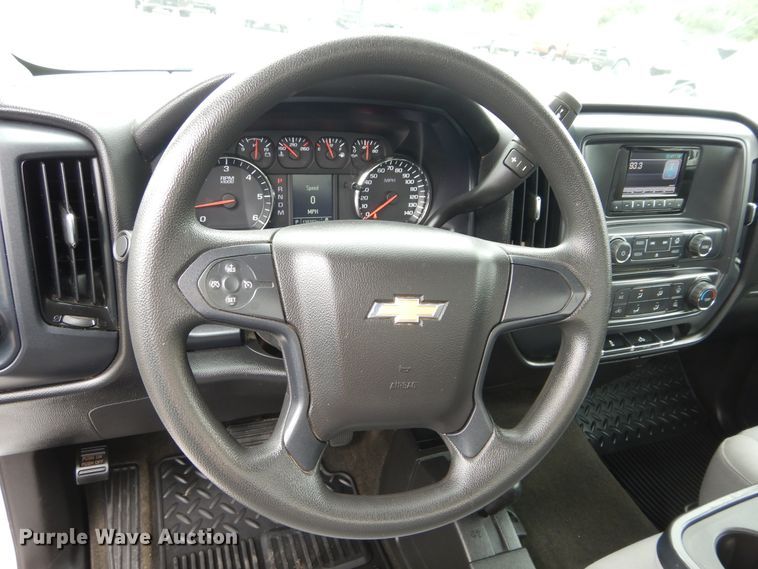 image for item HS9572 2015 Chevrolet Silverado 1500  pickup truck