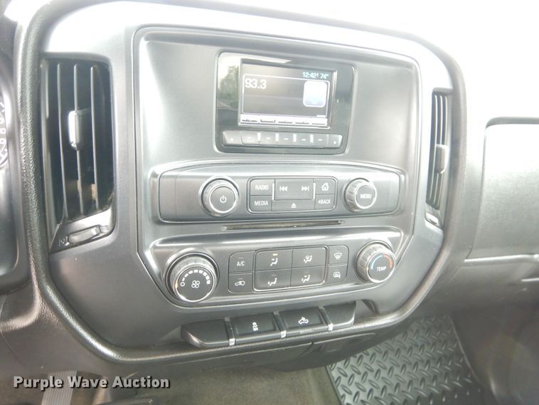 image for item HS9572 2015 Chevrolet Silverado 1500  pickup truck