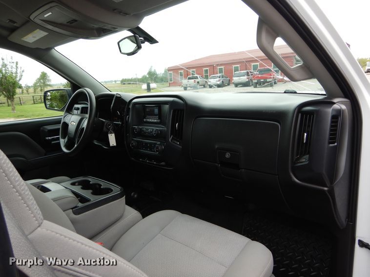 image for item HS9572 2015 Chevrolet Silverado 1500  pickup truck