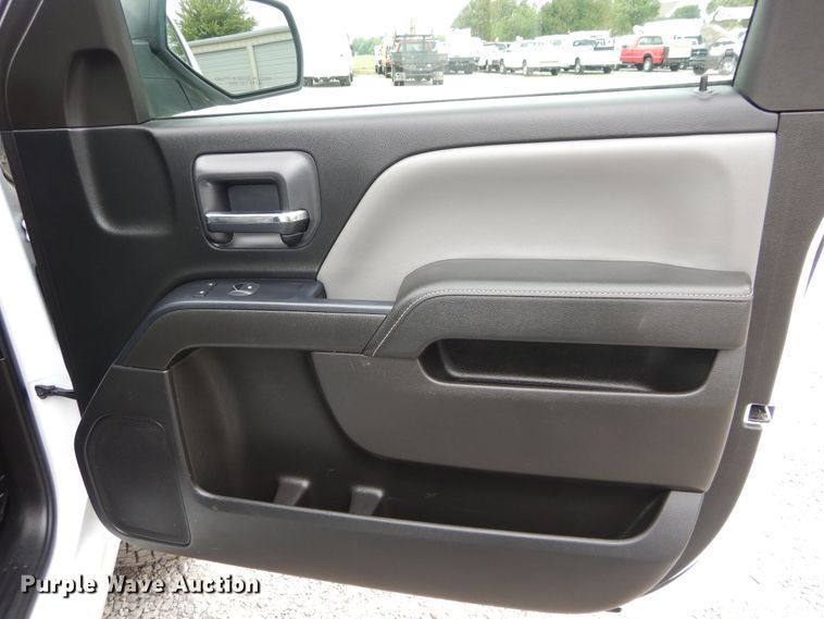 image for item HS9572 2015 Chevrolet Silverado 1500  pickup truck