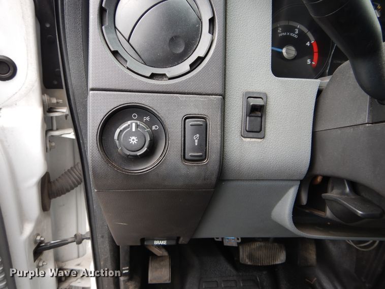 image for item HS9573 2013 Ford F450 Super Duty  box truck