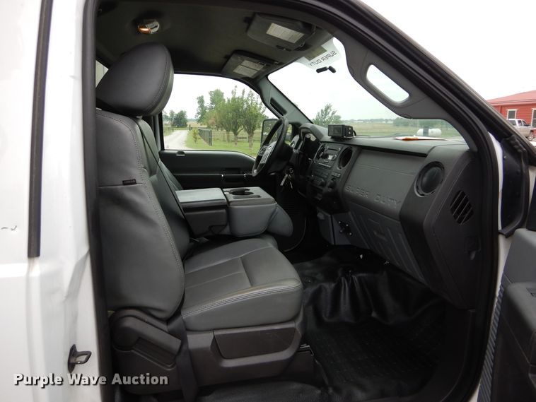 image for item HS9573 2013 Ford F450 Super Duty  box truck