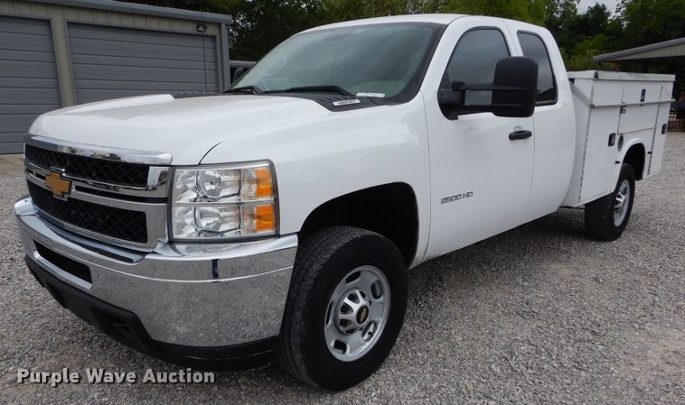 image for item HS9575 2013 Chevrolet Silverado 2500HD  Ext. Cab utility bed pickup truck