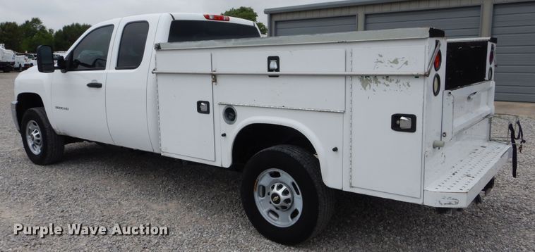 image for item HS9575 2013 Chevrolet Silverado 2500HD  Ext. Cab utility bed pickup truck