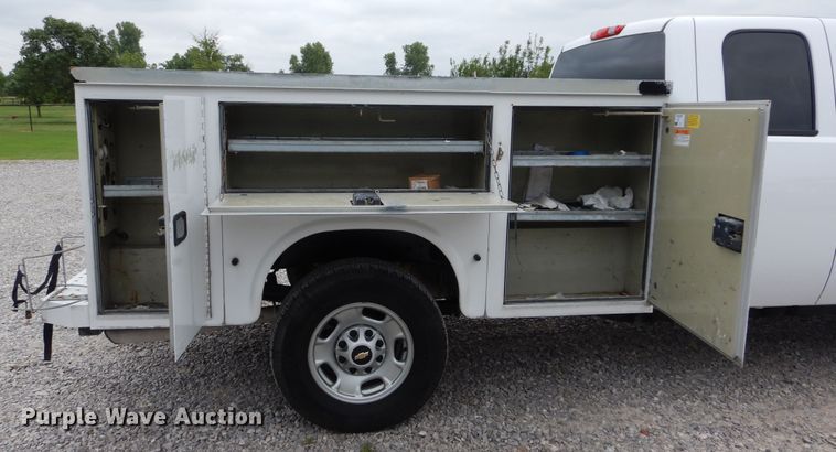 image for item HS9575 2013 Chevrolet Silverado 2500HD  Ext. Cab utility bed pickup truck