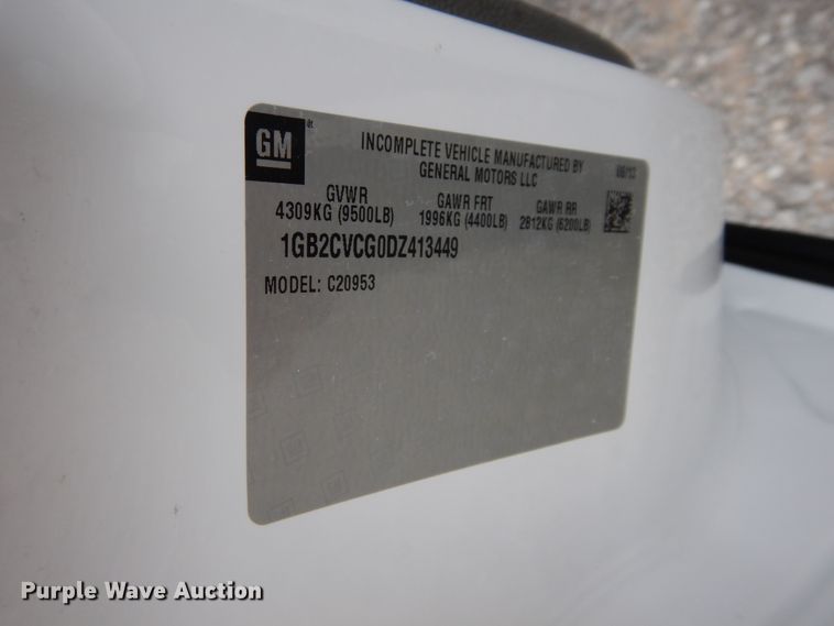 image for item HS9575 2013 Chevrolet Silverado 2500HD  Ext. Cab utility bed pickup truck