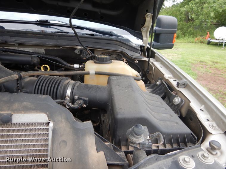 image for item HS9590 2010 Ford F350 Super Duty  SuperCrew bale bed pickup truck