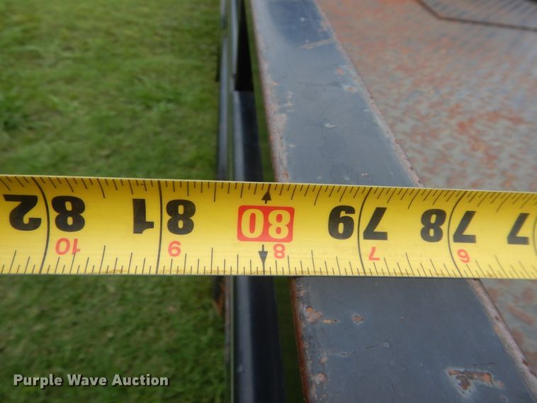 image for item HS9590 2010 Ford F350 Super Duty  SuperCrew bale bed pickup truck