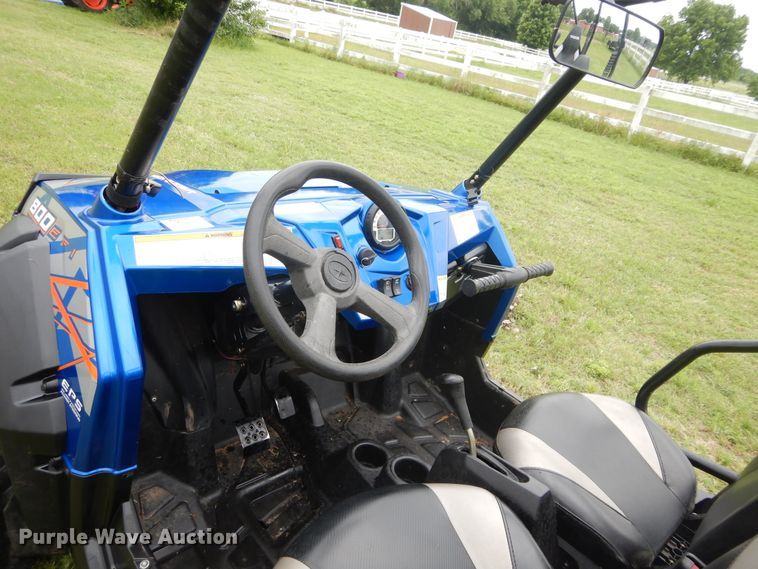 image for item HS9591 2013 Polaris Razr 800  utility vehicle