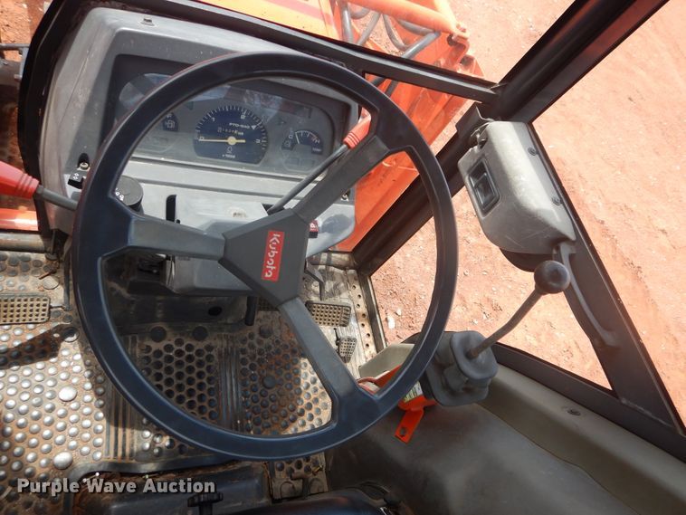 image for item HS9603 Kubota L4200  tractor