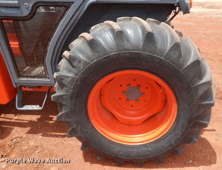 image for item HS9603 Kubota L4200  tractor