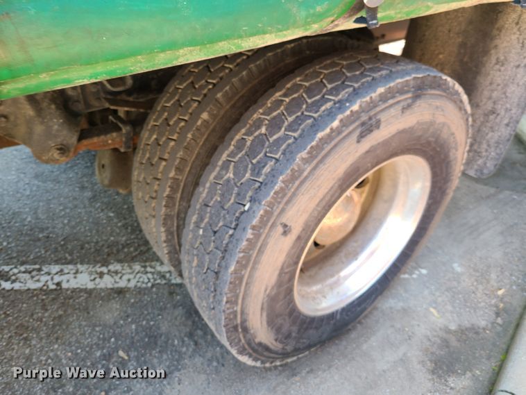 image for item K5812 2006 Freightliner Business Class M2 side curtain box truck