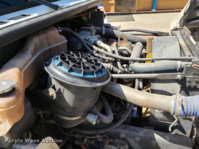 image for item K5812 2006 Freightliner Business Class M2 side curtain box truck