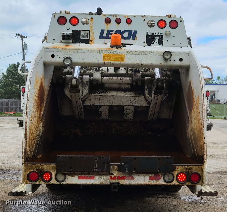 image for item K5855 2002 Crane Carrier  refuse truck