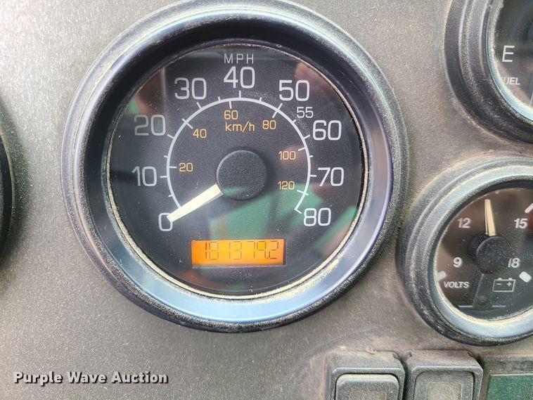 image for item K5855 2002 Crane Carrier  refuse truck