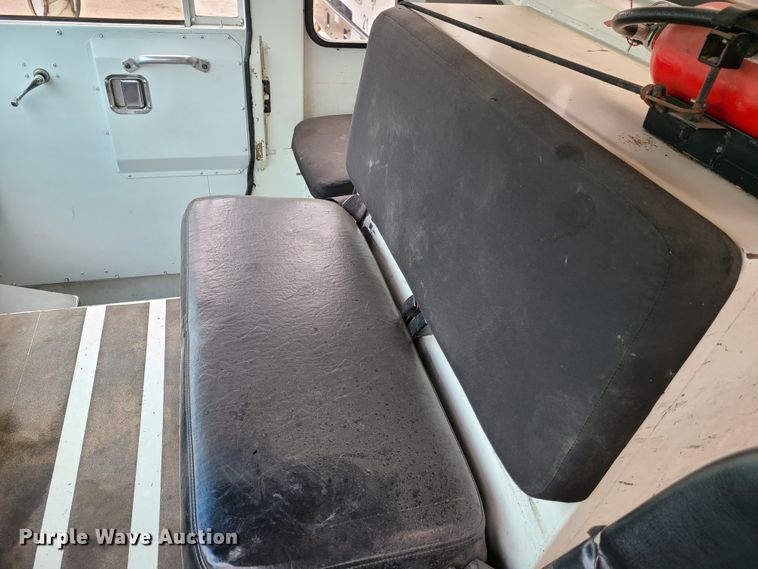 image for item K5856 2005 Crane Carrier  refuse truck