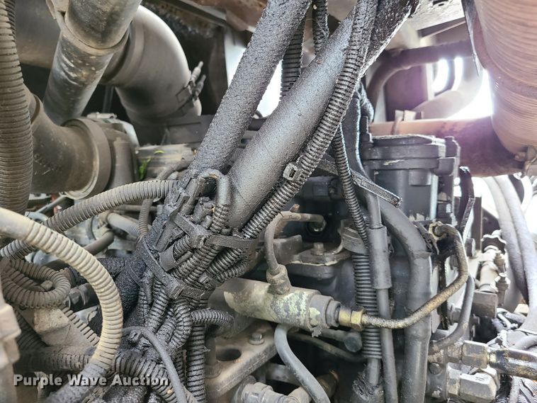 image for item K5856 2005 Crane Carrier  refuse truck