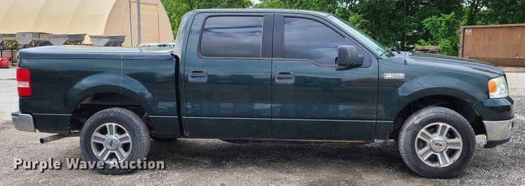 image for item K5899 2005 Ford F150 SuperCrew Cab pickup truck