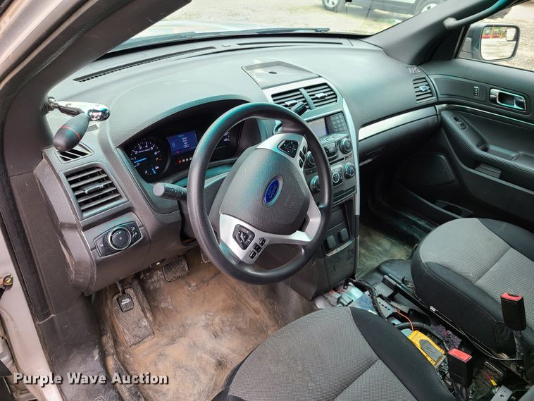 image for item K5901 2014 Ford Explorer Police  SUV