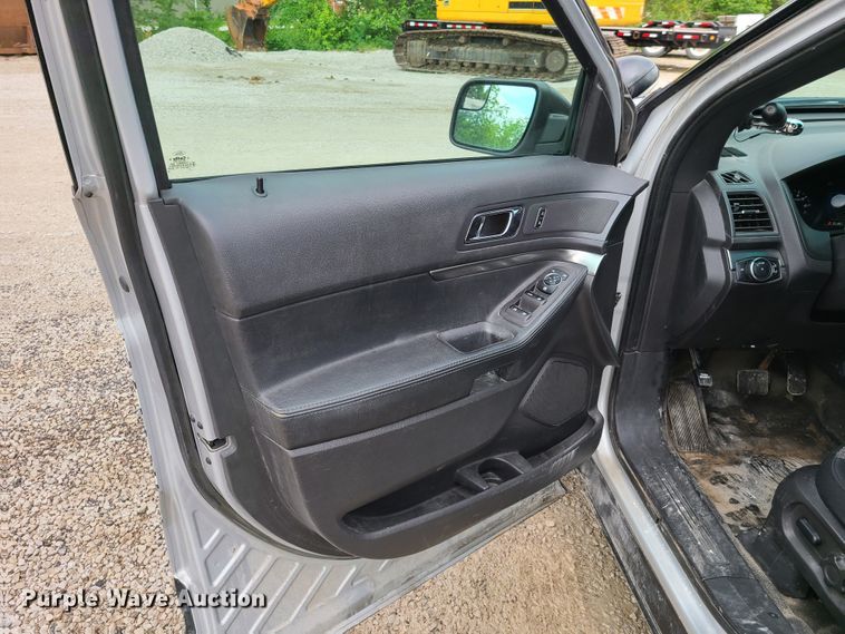 image for item K5902 2014 Ford Explorer Police  SUV