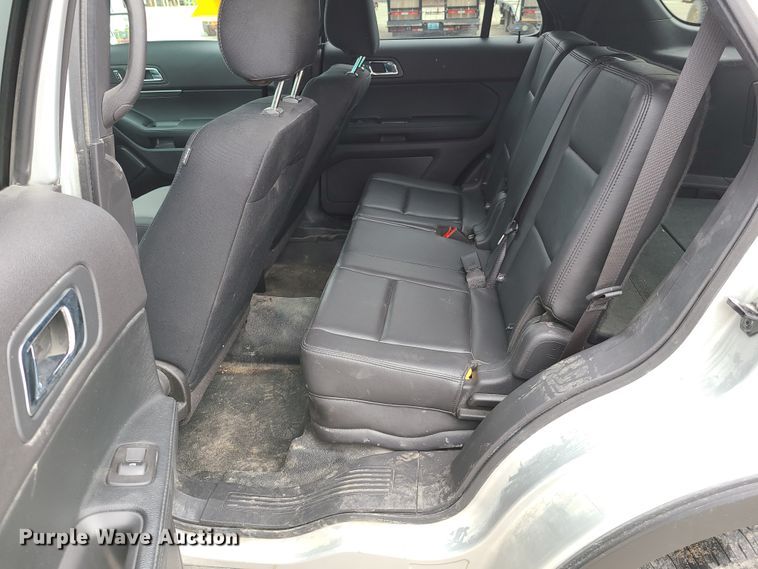 image for item K5903 Ford Explorer  SUV