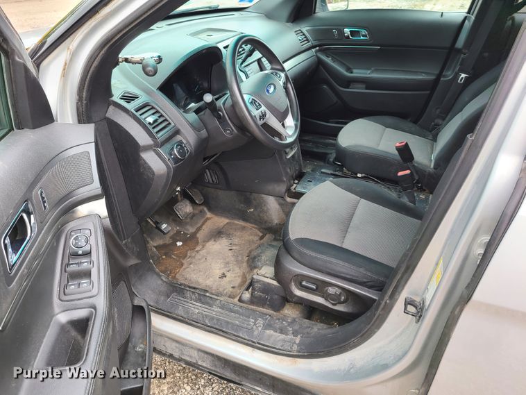 image for item K5903 Ford Explorer  SUV