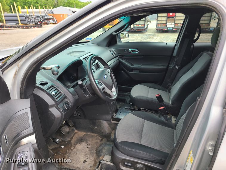 image for item K5903 Ford Explorer  SUV