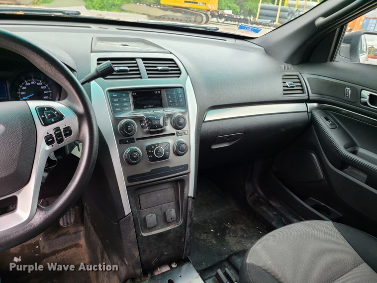 image for item K5903 Ford Explorer  SUV