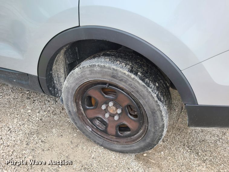 image for item K5903 Ford Explorer  SUV