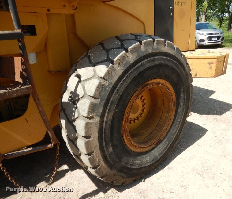 image for item DA8372 2000 Caterpillar 938G  wheel loader