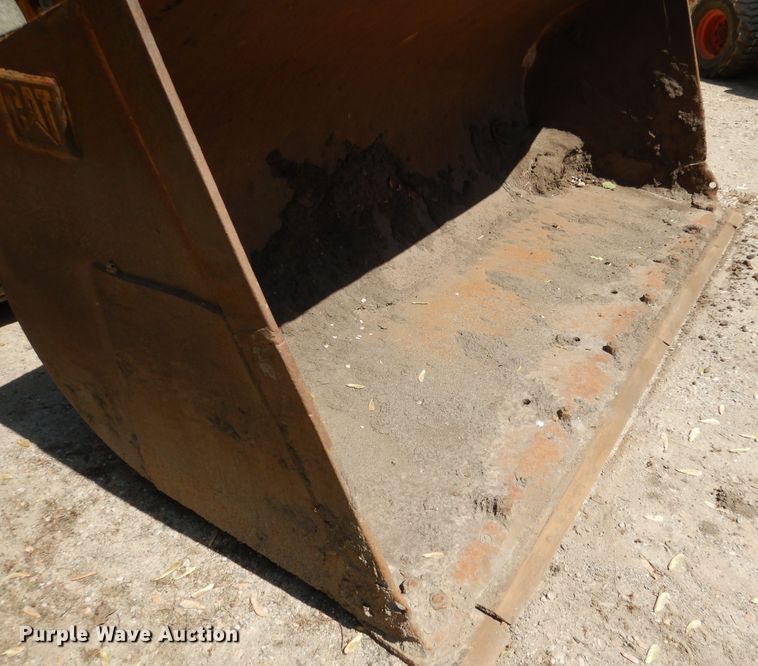 image for item DA8372 2000 Caterpillar 938G  wheel loader