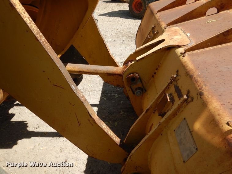 image for item DA8372 2000 Caterpillar 938G  wheel loader