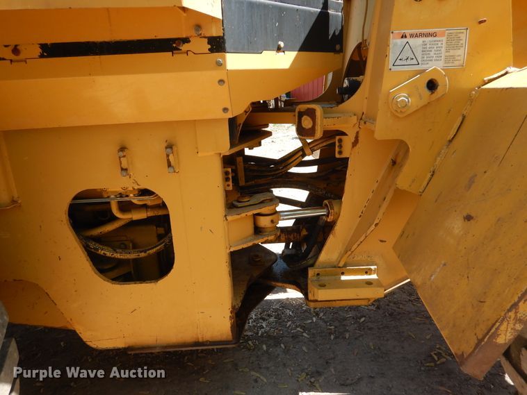 image for item DA8372 2000 Caterpillar 938G  wheel loader
