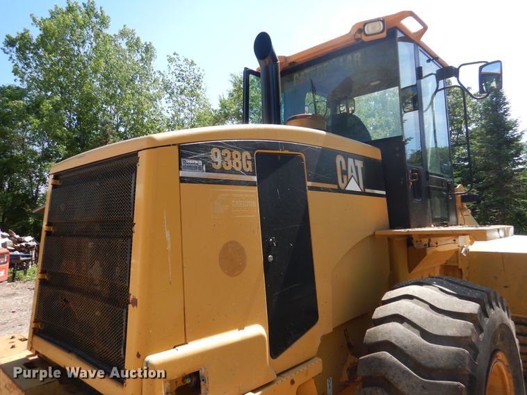 image for item DA8372 2000 Caterpillar 938G  wheel loader