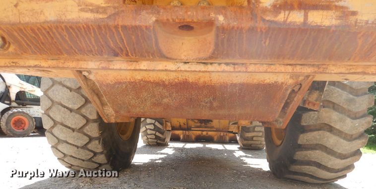 image for item DA8372 2000 Caterpillar 938G  wheel loader