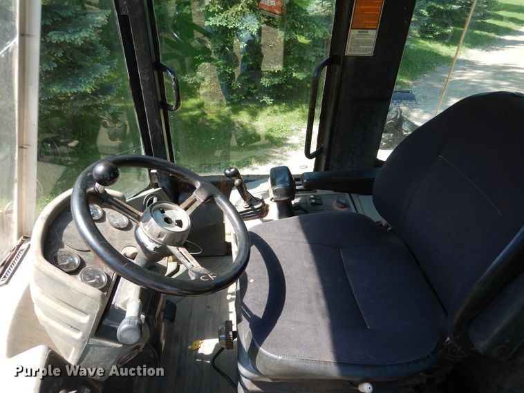 image for item DA8372 2000 Caterpillar 938G  wheel loader