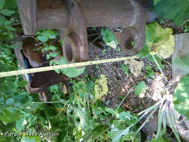 image for item DA8380 26"W excavator bucket