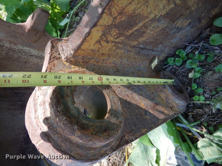 image for item DA8381 Excavator ripper tooth