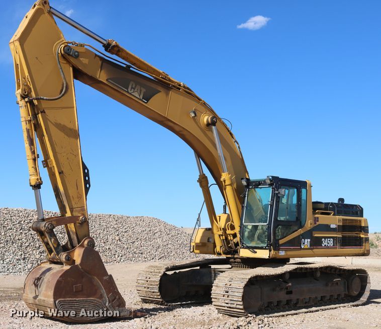 image for item DD6102 2005 Caterpillar 345B  excavator