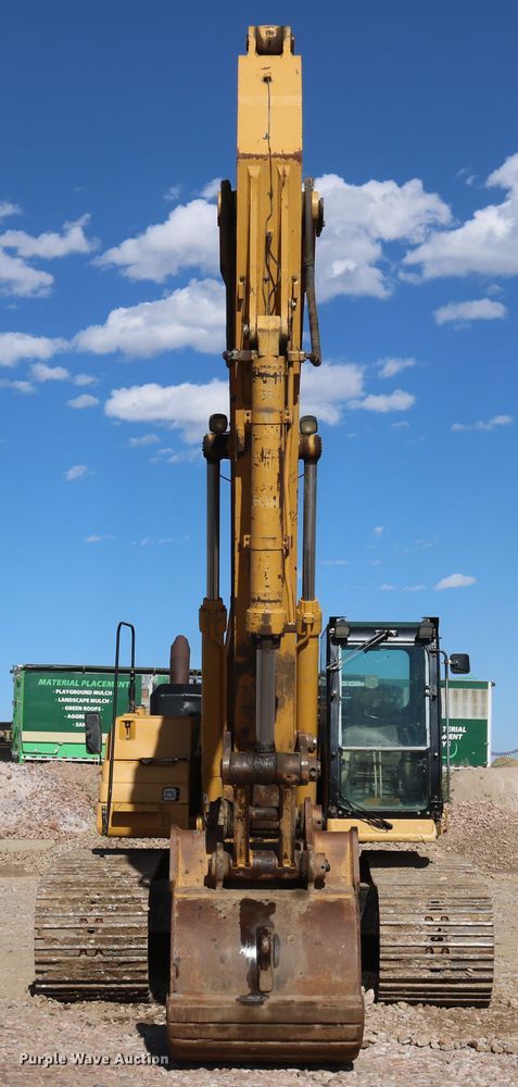 image for item DD6102 2005 Caterpillar 345B  excavator