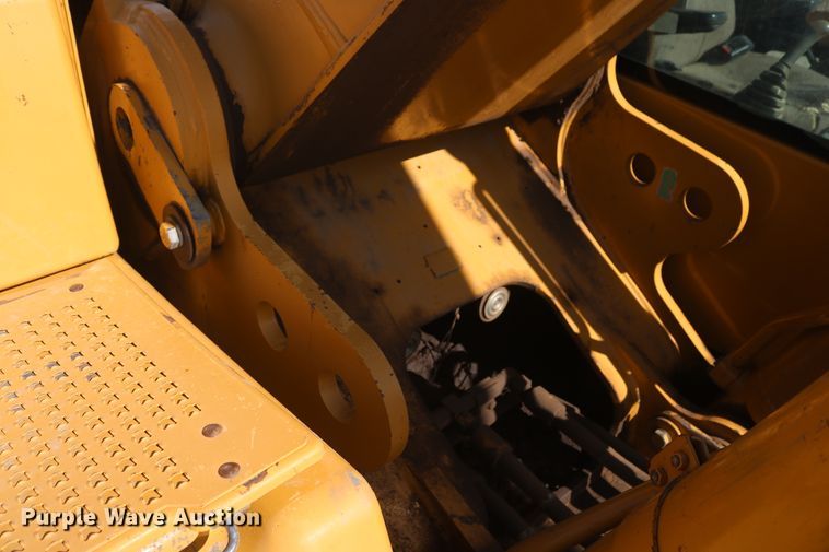 image for item DD6102 2005 Caterpillar 345B  excavator