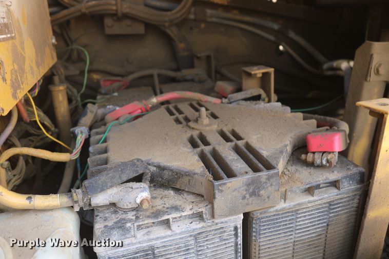 image for item DD6102 2005 Caterpillar 345B  excavator