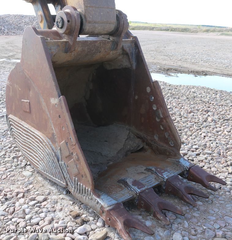 image for item DD6102 2005 Caterpillar 345B  excavator