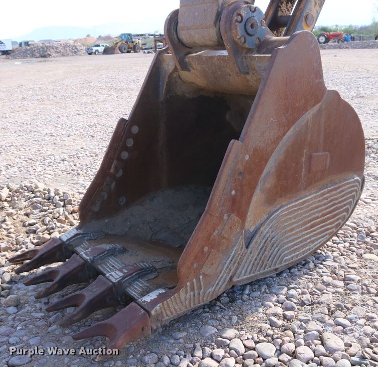 image for item DD6102 2005 Caterpillar 345B  excavator