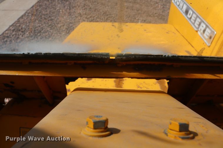 image for item DD6114 John Deere 760 scraper tractor