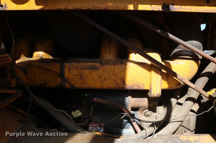 image for item DD6114 John Deere 760 scraper tractor