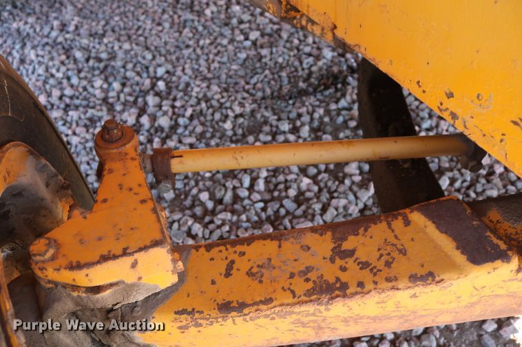 image for item DD6114 John Deere 760 scraper tractor