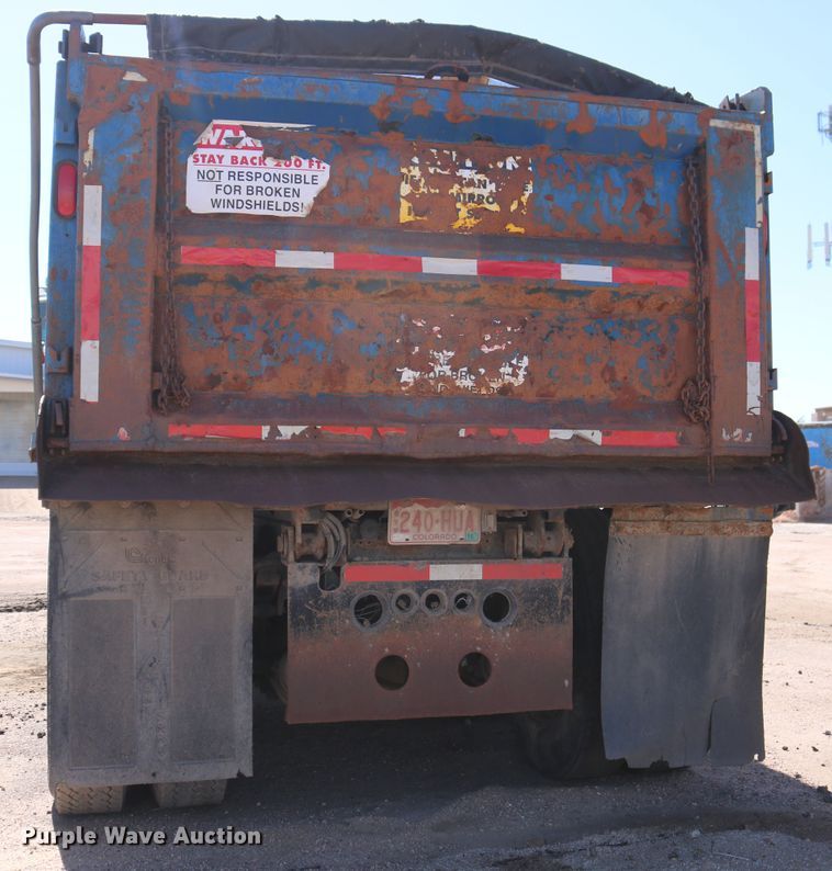 image for item DD6115 1993 Kenworth T800  construction dump truck
