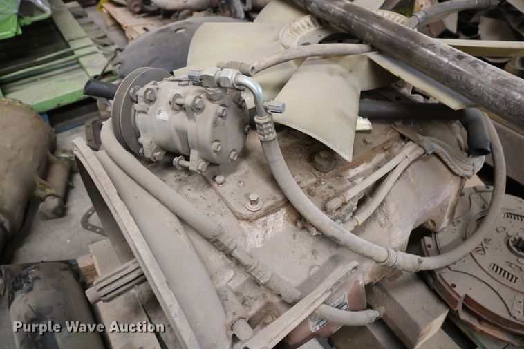 image for item DD6115 1993 Kenworth T800  construction dump truck