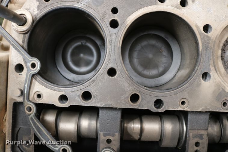 image for item DD6115 1993 Kenworth T800  construction dump truck